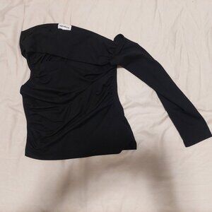 Superdown Asymmetric One Sleeve Small Black Blouse
